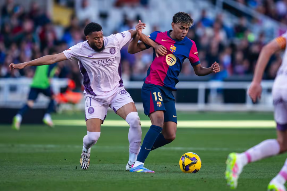 赛后西甲焦点战，山东男篮豪取连胜，悬念犹存，赛程密集仍需轮换的简单介绍